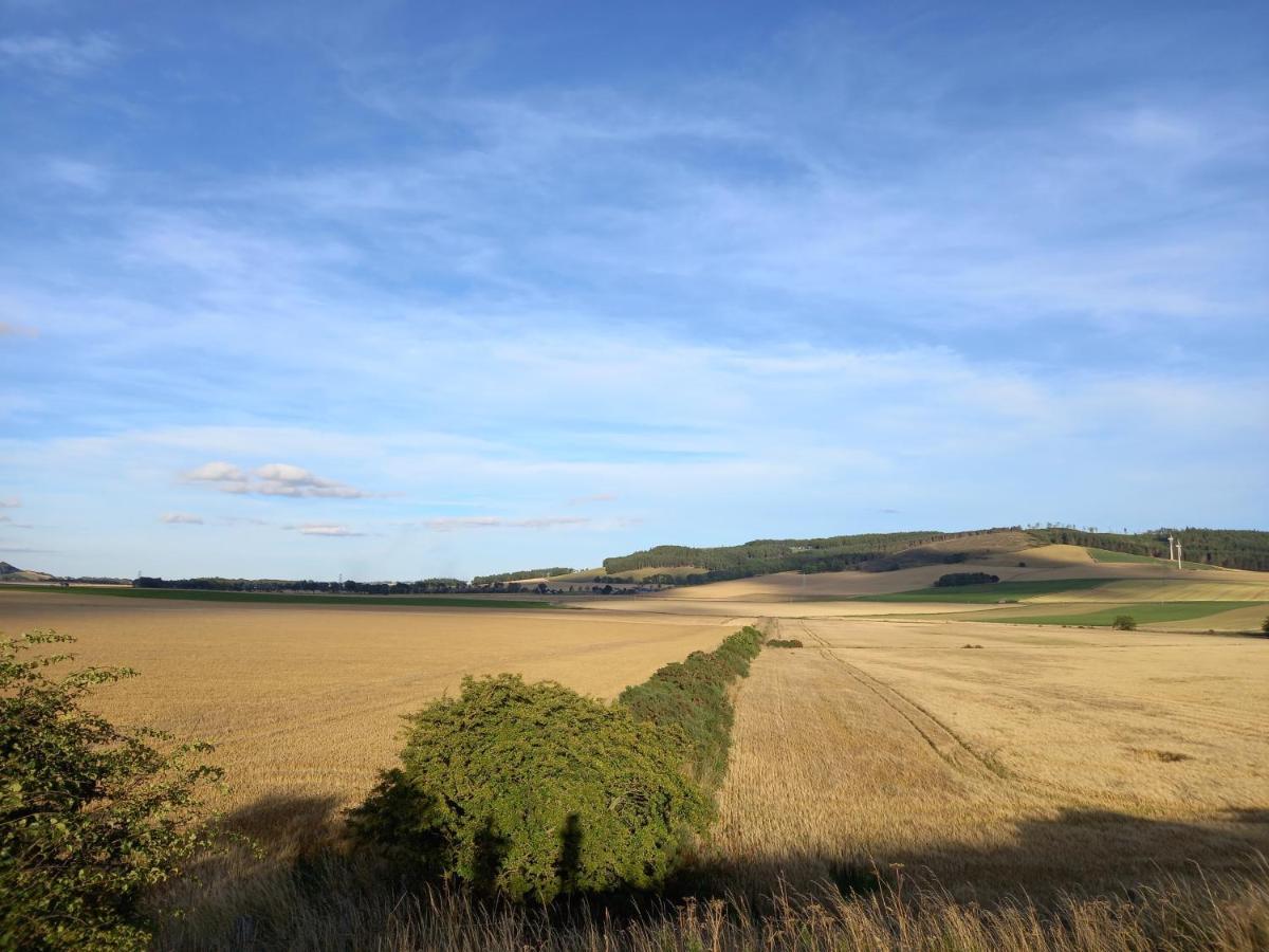 Holiday Home Forfar Esterno foto